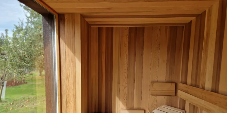 4* Resort Johanka alebo treehouse na Vysočine: polpenzia, vírivka, sauna a drevené sudy