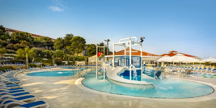 Istria: 4* hotel s bazénom a wellness, skvelá poloha pri pláži aj dobré jedlo