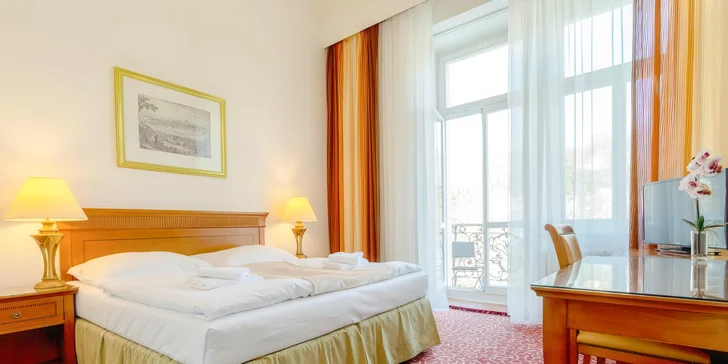 Hotel v centre Karlových Varov: jedlo a wellness, možnosť masáže aj soľnej jaskyne