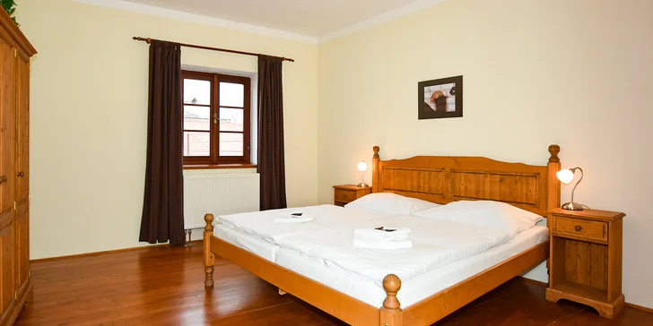 Romantika v Českém Krumlove: apartmán alebo izba pri krumlovskom zámku, vrátane možnosti raňajok