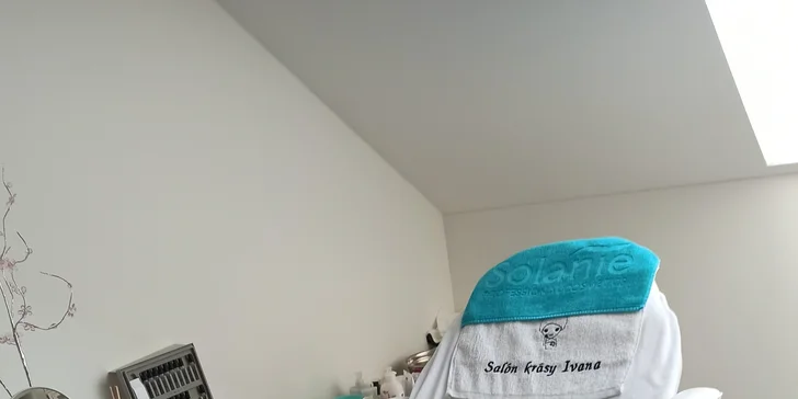 Balíčky kozmetických ošetrení: relaxačná masáž tváre, čistenie pleti alebo carboxy terapia