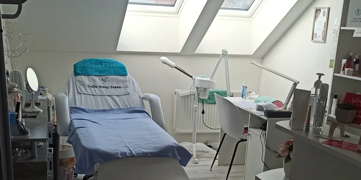 Balíčky kozmetických ošetrení: relaxačná masáž tváre, čistenie pleti alebo carboxy terapia