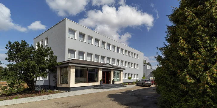 Hotel v bývalej továrni vo Vlašimi: dobré jedlo, možnosť wellness aj vína