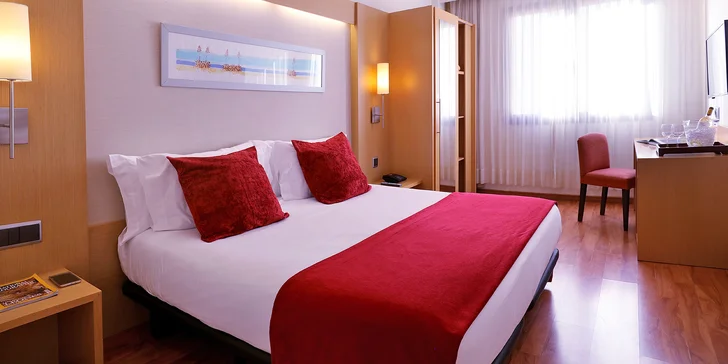 Pobyt v srdci Barcelony s raňajkami: hotel pár minút od ulice La Rambla a 4 km od Sagrada Família