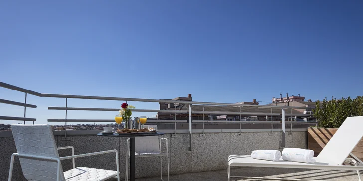 Spoznajte krásy Barcelony: pobyt v hoteli s raňajkami len kúsok od metra