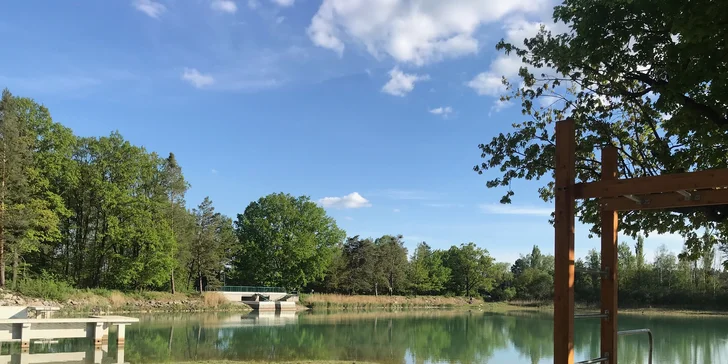 Dovolenka v Plzni: vybavené apartmány pre pár aj rodinu pri priehrade České údolí