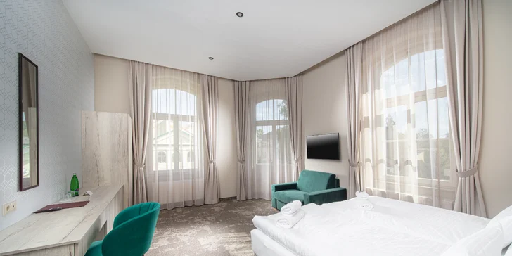 Zrekonštruovaný hotel v centre Františkových Lázní: raňajky alebo plná penzia, bazén aj procedúry