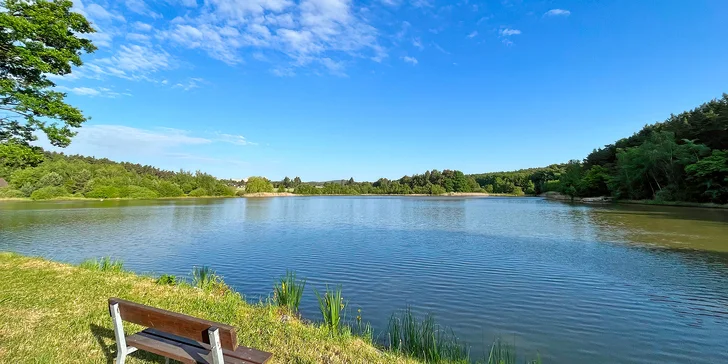 Dovolenka v Plzni: vybavené apartmány pre pár aj rodinu pri priehrade České údolí