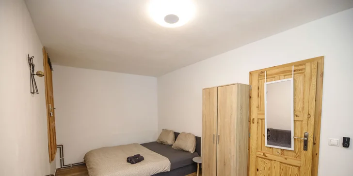 Dovolenka v Plzni: vybavené apartmány pre pár aj rodinu pri priehrade České údolí