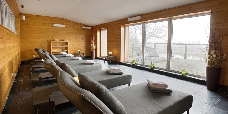 Pobyt v rezorte s jazdiarňou a rybníkmi: neobmedzený wellness, raňajky aj zľava na jazdecké lekcie