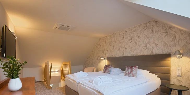 Pobyt v rezorte s jazdiarňou a rybníkmi: neobmedzený wellness, raňajky aj zľava na jazdecké lekcie