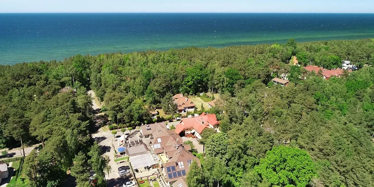 K Baltu s plnou penziou aj wellness: útulný hotel kúsok od pláže, možnosť procedúr