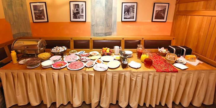 Pobyt v Starom Meste: príjemný hotel, možnosť raňajok, prechádzky Prahou