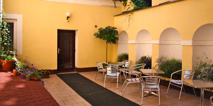 Pobyt v Starom Meste: príjemný hotel, možnosť raňajok, prechádzky Prahou