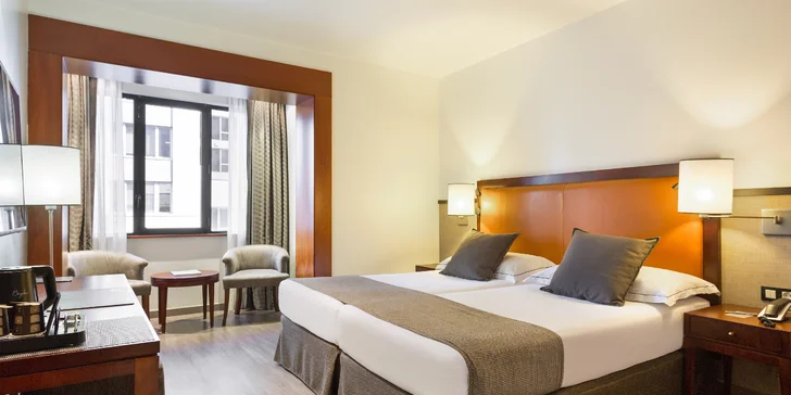 Dovolenka v Barcelone: 4* hotel s bohatými raňajkami a saunou, 2 km od Sagrada Família