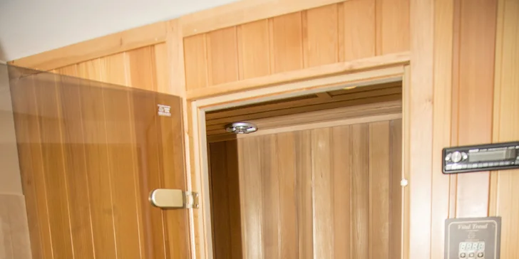 Pobyt v Mariánkach s raňajkami alebo polpenziou, bazénom, soľnou jaskyňou a množstvom zliav