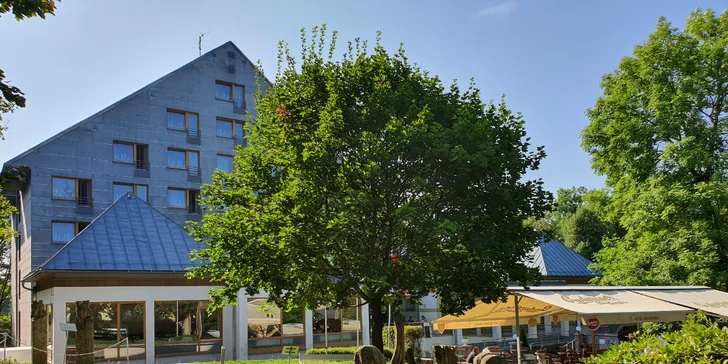 Pobyt v Mariánkach s raňajkami alebo polpenziou, bazénom, soľnou jaskyňou a množstvom zliav