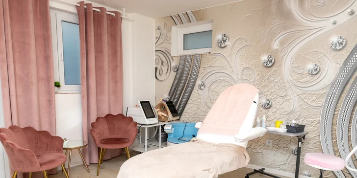 Hollywood Carbon Peel pre rozžiarený a jednotný tón pleti