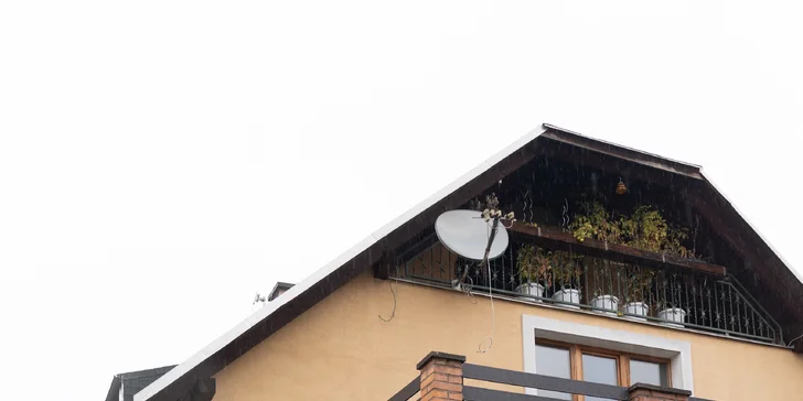 Hollywood Carbon Peel pre rozžiarený a jednotný tón pleti