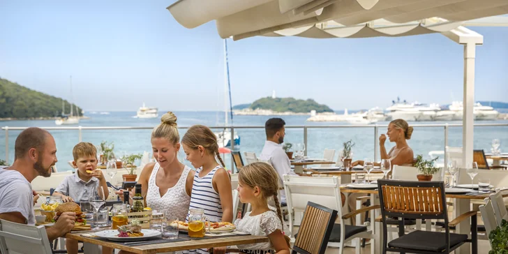 Dovolenka na Istrii: 4* rezort priamo pri pláži vrátane stravy, bazéna a sauny