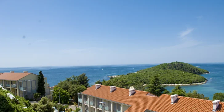 Dovolenka na Istrii: 4* rezort priamo pri pláži vrátane stravy, bazéna a sauny