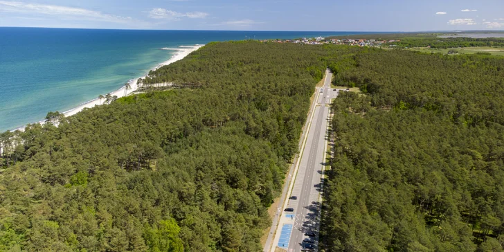 Prázdninové domy s vírivkou a bazénom, pobyt pre 7 osôb: Rusinowo pri poľskom Baltiku