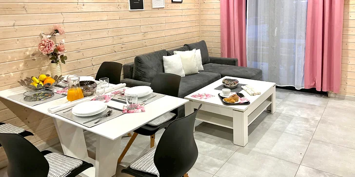 Prázdninové domy s vírivkou a bazénom, pobyt pre 7 osôb: Rusinowo pri poľskom Baltiku