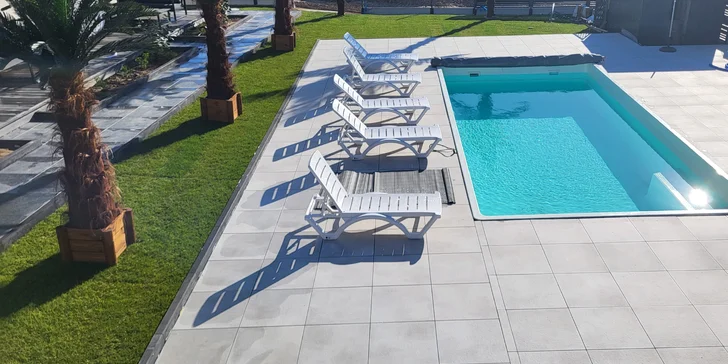 Prázdninové domy s vírivkou a bazénom, pobyt pre 7 osôb: Rusinowo pri poľskom Baltiku