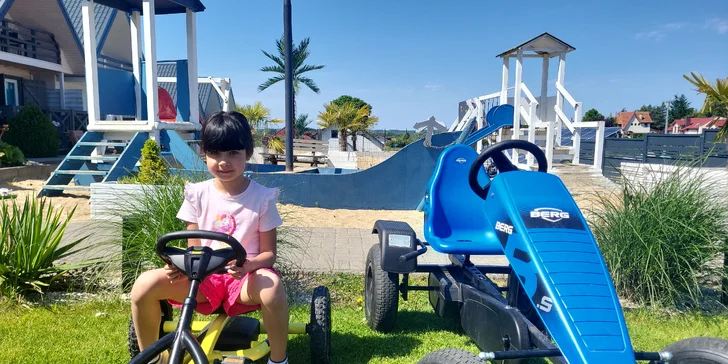 Prázdninové domy s vírivkou a bazénom, pobyt pre 7 osôb: Rusinowo pri poľskom Baltiku