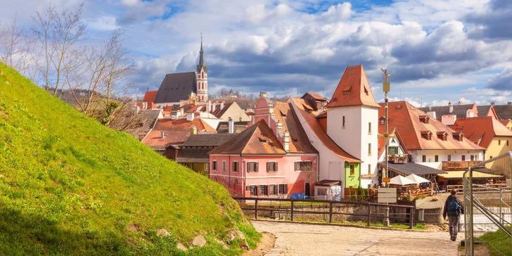 Romantika v Českém Krumlove: apartmán alebo izba pri krumlovskom zámku, vrátane možnosti raňajok