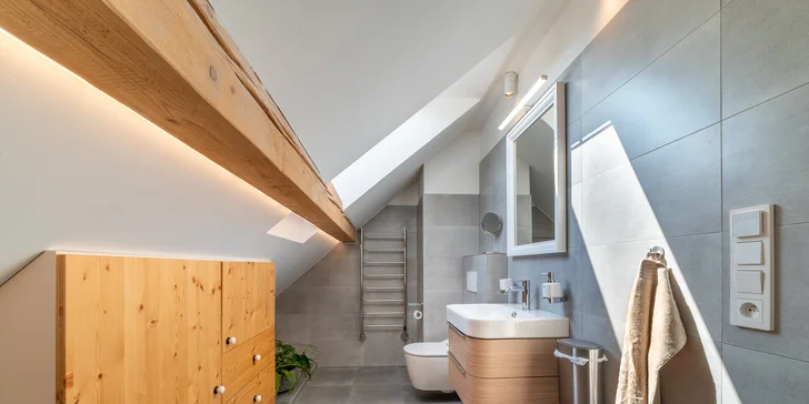 Dovolenka v Poděbradoch: apartmán alebo izba s raňajkami, 3 km od centra a kolonády