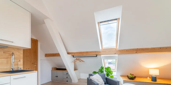 Dovolenka v Poděbradoch: apartmán alebo izba s raňajkami, 3 km od centra a kolonády