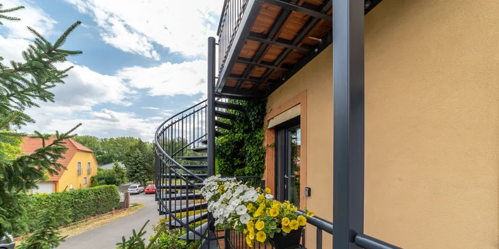 Dovolenka v Poděbradoch: apartmán alebo izba s raňajkami, 3 km od centra a kolonády