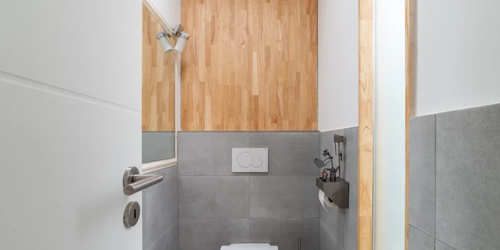 Dovolenka v Poděbradoch: apartmán alebo izba s raňajkami, 3 km od centra a kolonády