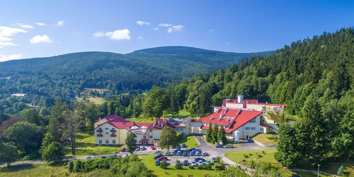 Blahodarný relax v poľských Jizerských horách: polpenzia, wellness aj masáže