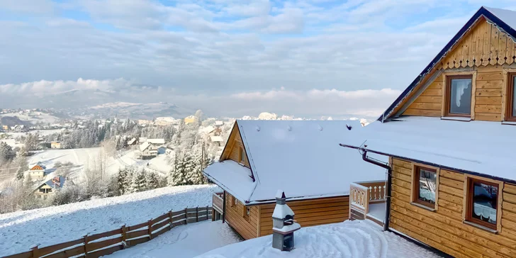 Dovolenka v poľských Beskydách: zrubové chatky s kuchynkou až pre 8 osôb