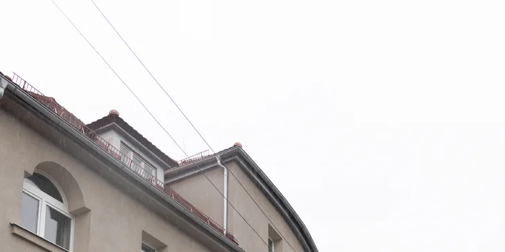 Omladenie bez skalpela: Tréning tvárových svalov a ošetrenie EMS prístrojom, aj permanentka