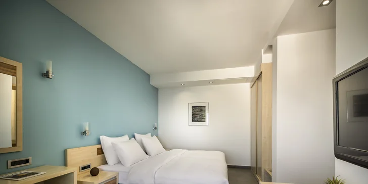 Rodinná dovolenka na Istrii: 4* apartmánový rezort priamo pri mori, raňajky aj polpenzia