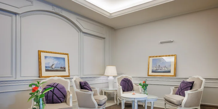 Rodinná dovolenka v Rimini: 4* hotel s raňajkami, bazénom a vírivkou, priamo pri pláži