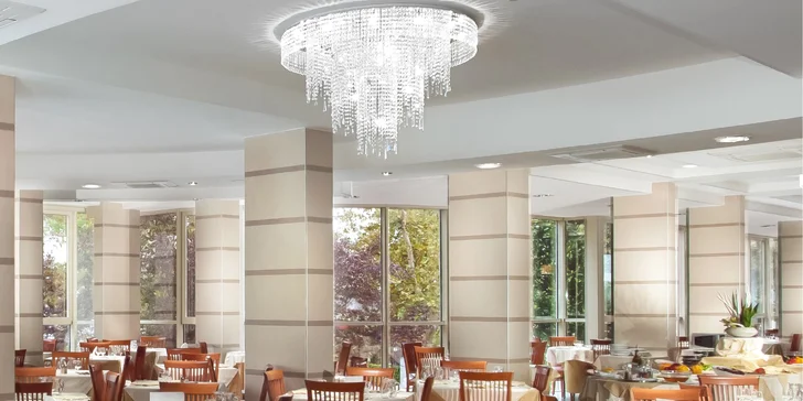 Taliansky Jadran: 4* hotel neďaleko Rimini, neobmedzené wellness aj polpenzia