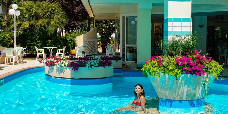 Taliansky Jadran: 4* hotel neďaleko Rimini, neobmedzené wellness aj polpenzia