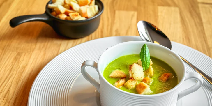 Luxusný kúpeľný pobyt v Jeseníkoch: raňajky alebo polpenzia aj neobmedzený wellness