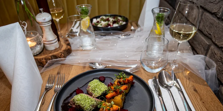 3-chodová večera pre 2 osoby: polievka, hlavný chod aj sladučký dezert