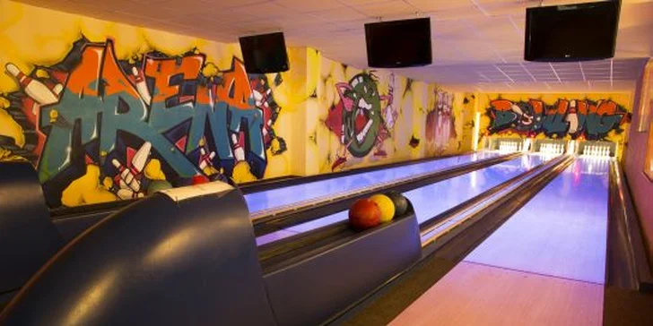 Bowling s pizzou alebo samotná pizza