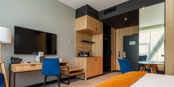 Pobyt kúsok od centra Varšavy: raňajky, wellness so saunami a bazénom