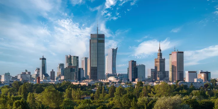 Pobyt kúsok od centra Varšavy: raňajky, wellness so saunami a bazénom