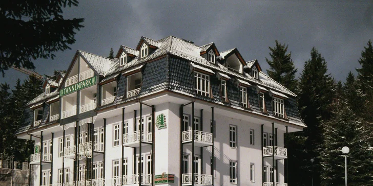 Pohoda v Sasku: 4* hotel s raňajkami aj polpenziou, neobmedzený wellness, výlety do prírody