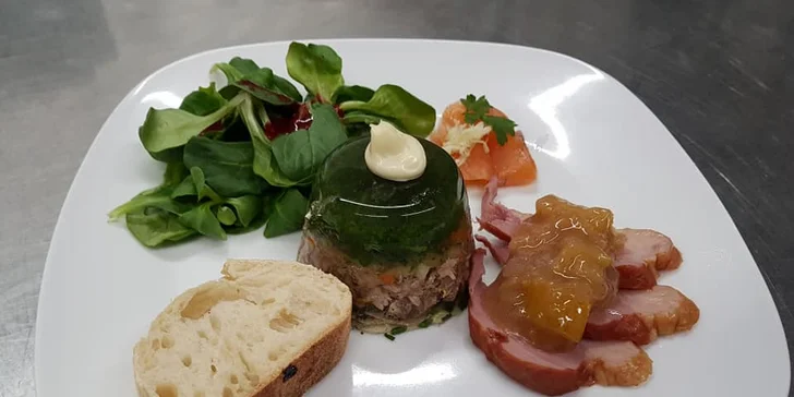 Pohoda v Sasku: 4* hotel s raňajkami aj polpenziou, neobmedzený wellness, výlety do prírody