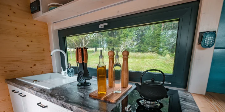 Tiny House Česílko: skvelá poloha blízko Lipna, vlastná sauna aj terasa s výhľadom