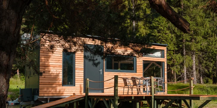 Tiny House Česílko: skvelá poloha blízko Lipna, vlastná sauna aj terasa s výhľadom